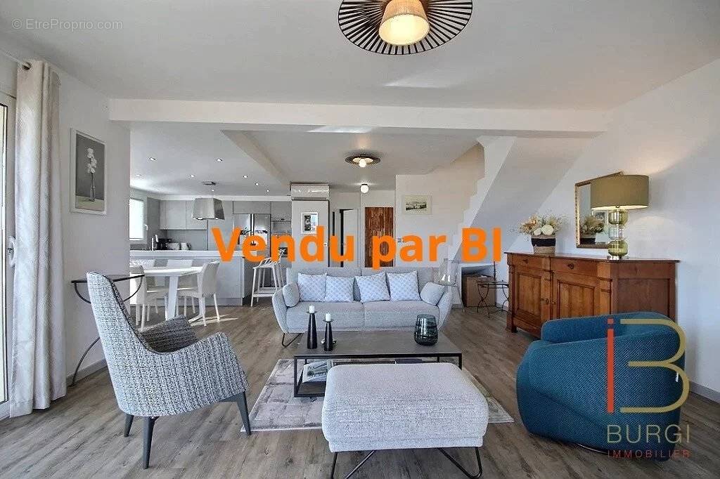 Appartement à FREJUS