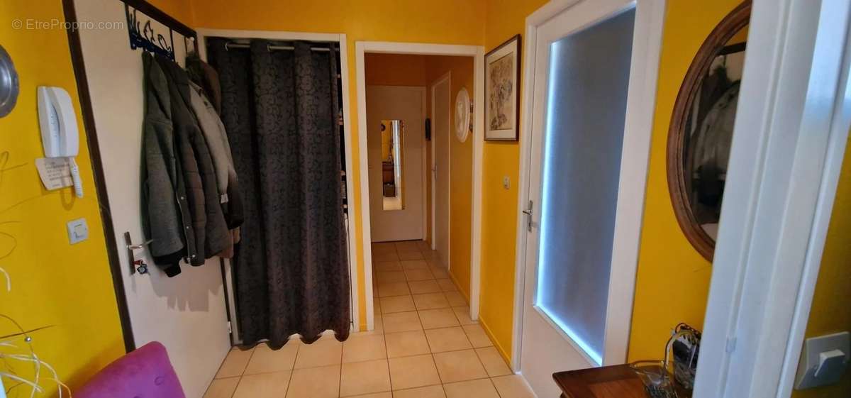 Appartement à BARBERAZ