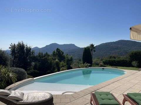 Maison à LES ADRETS-DE-L&#039;ESTEREL