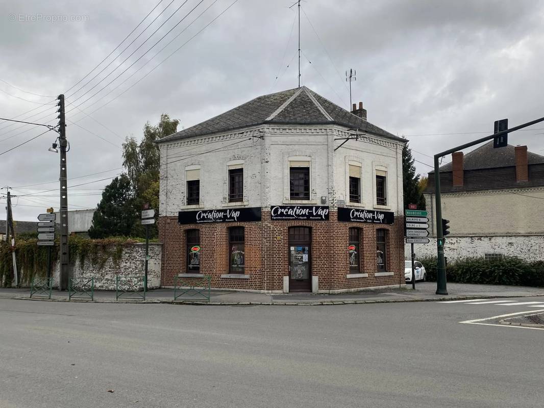 Appartement à AVESNES-SUR-HELPE