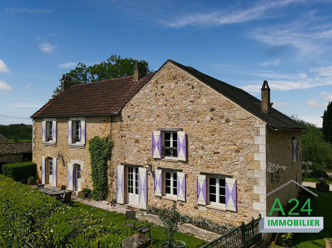 Maison à SAINT-CYPRIEN