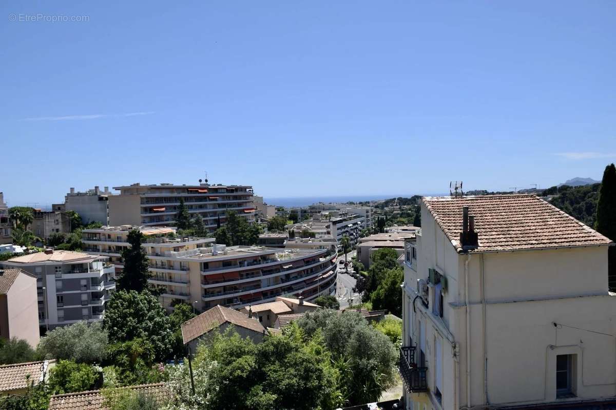 Appartement à LE CANNET