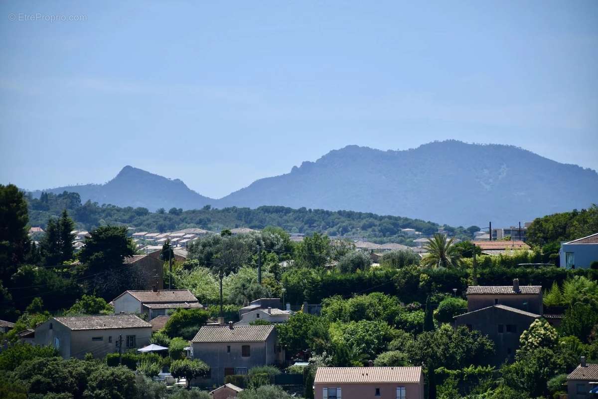 Appartement à LE CANNET