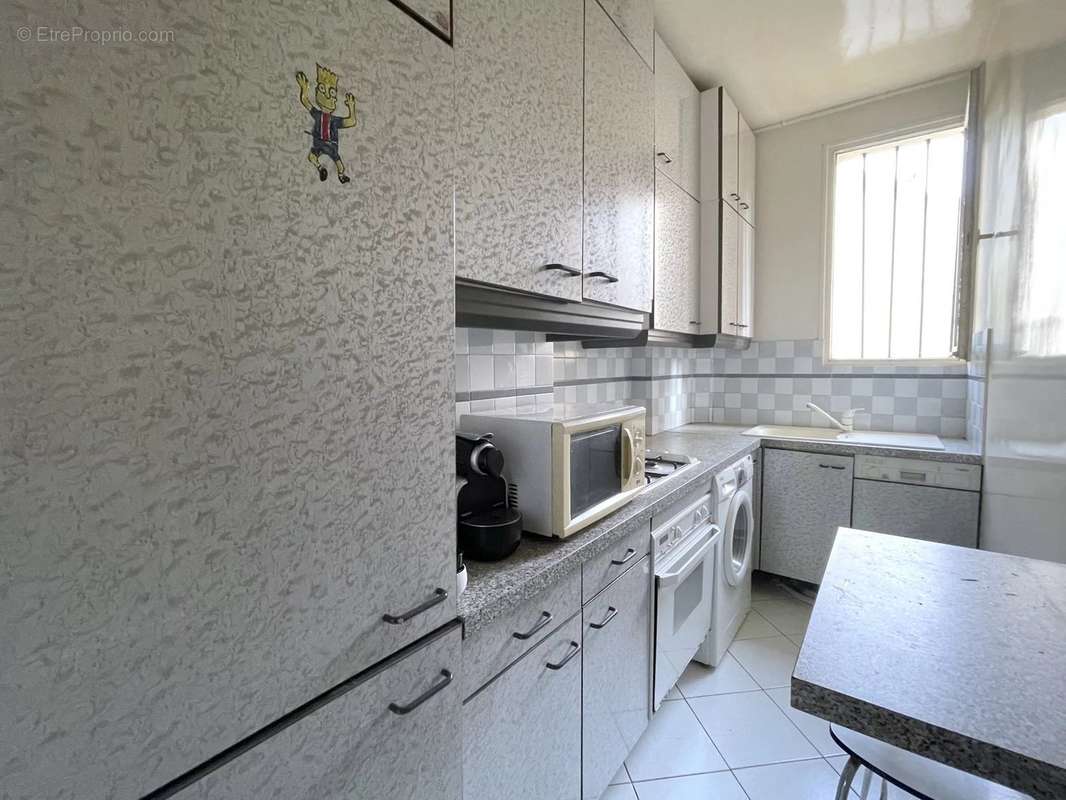 Appartement à PARIS-18E