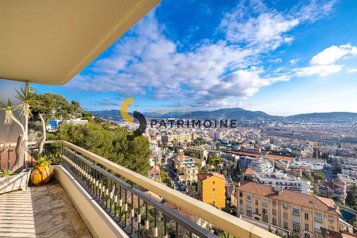 Appartement à NICE