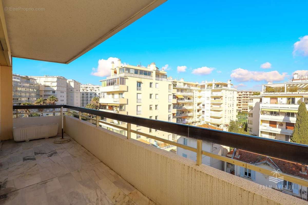 Appartement à CANNES