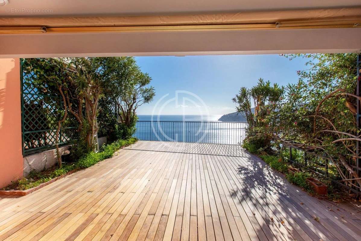 Appartement à VILLEFRANCHE-SUR-MER