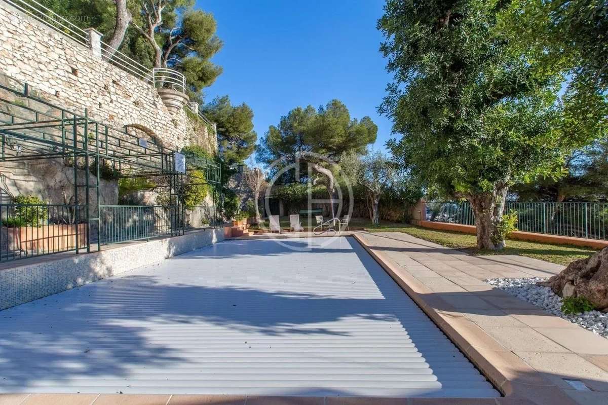 Appartement à VILLEFRANCHE-SUR-MER