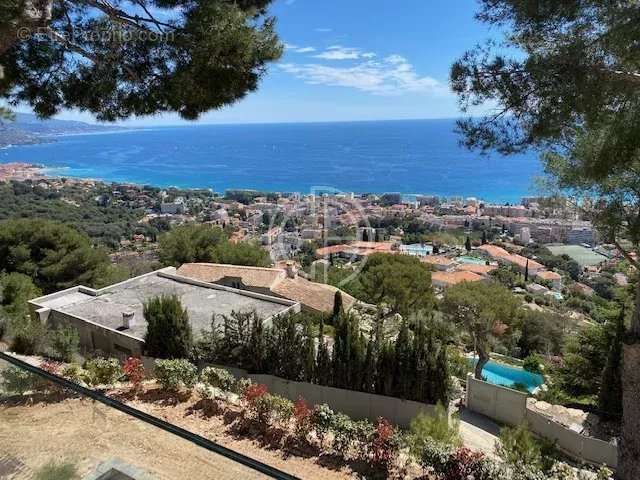 Maison à ROQUEBRUNE-CAP-MARTIN