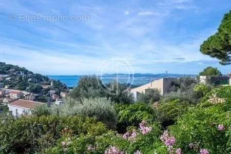 Appartement à VILLEFRANCHE-SUR-MER