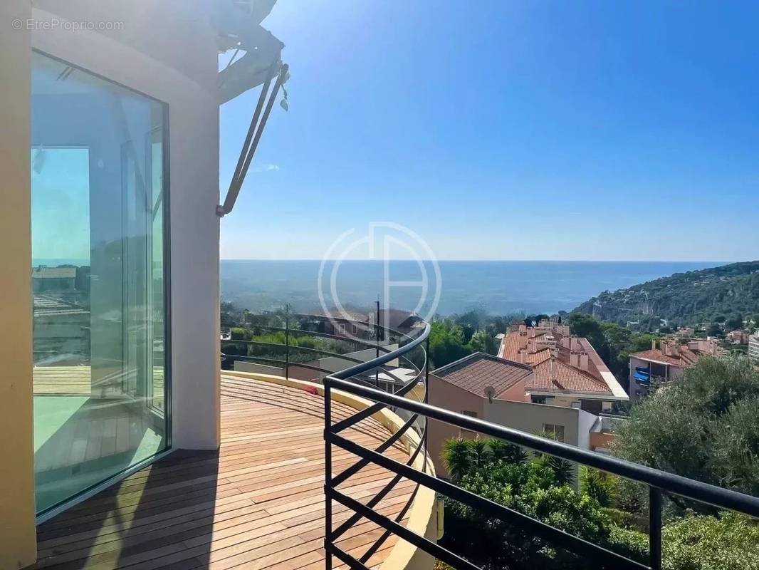 Appartement à VILLEFRANCHE-SUR-MER