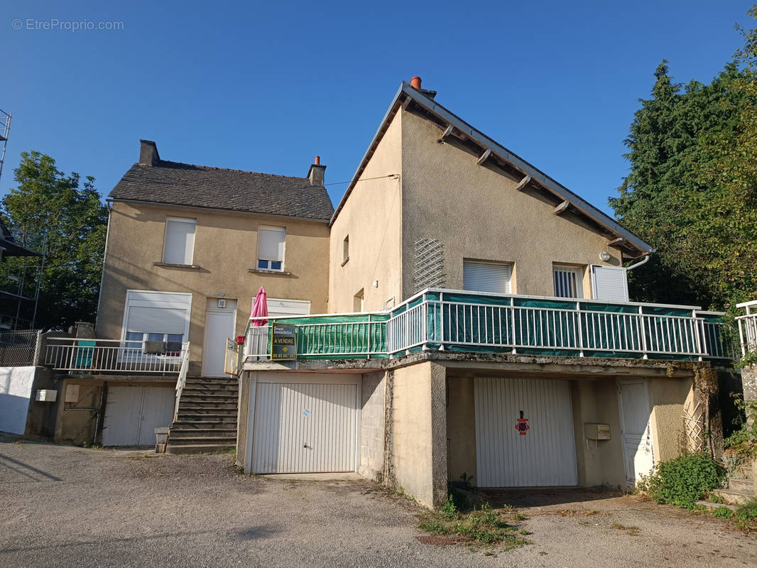 Maison à BARAQUEVILLE