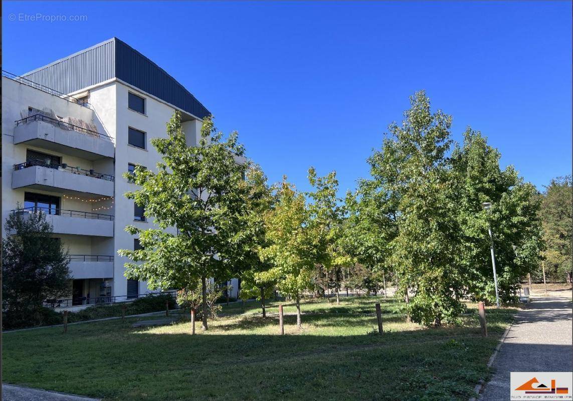 Appartement à RAMONVILLE-SAINT-AGNE