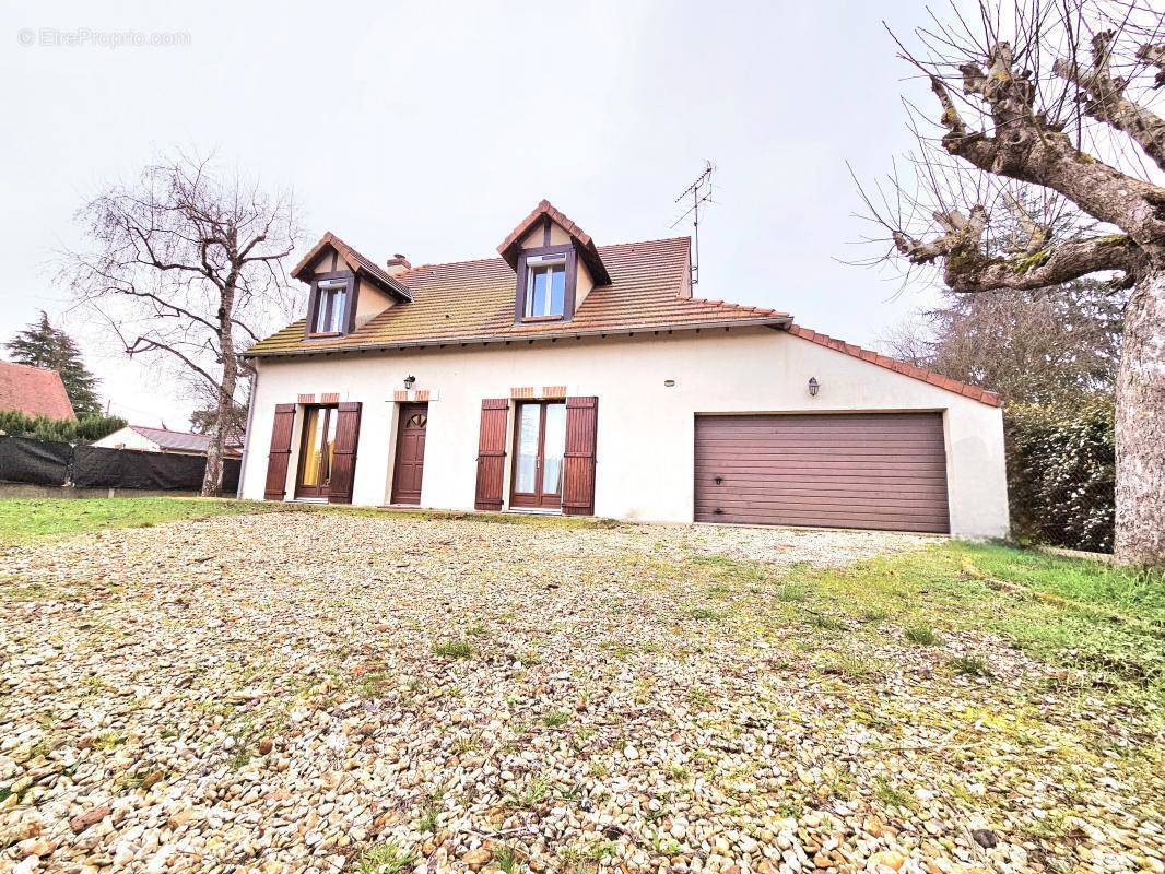 Maison à CHATEAUNEUF-SUR-LOIRE