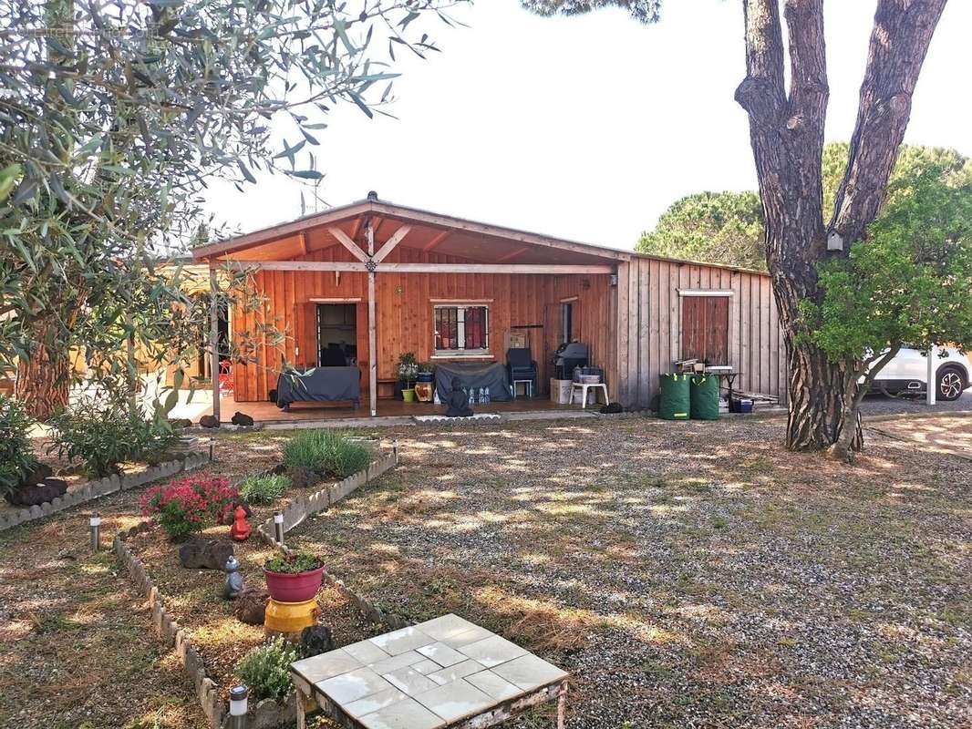 Terrain à MARSEILLAN