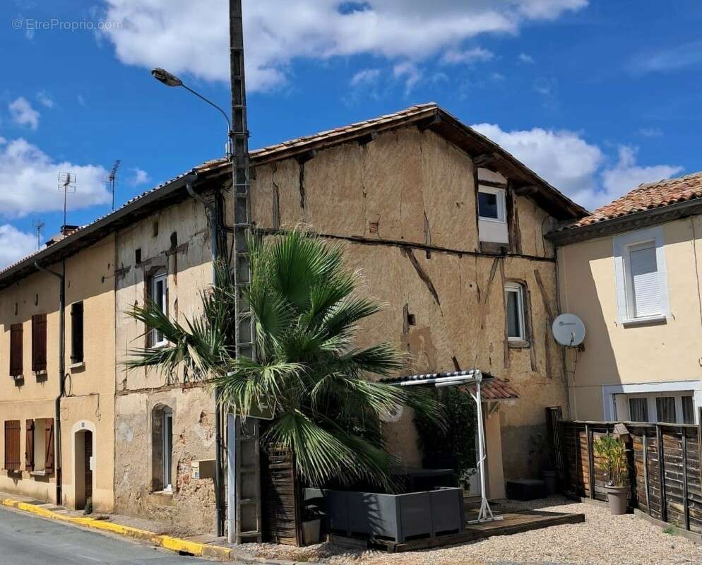 Maison à LAVAUR