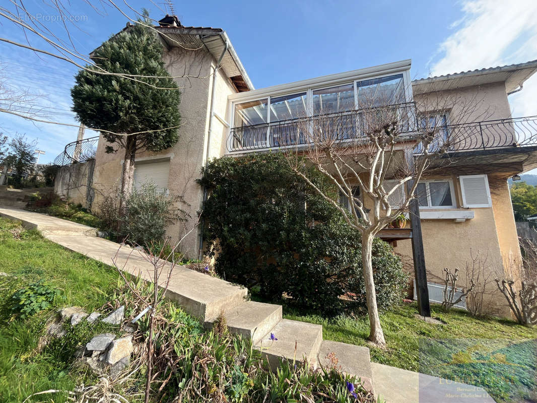 Maison à LOURDES