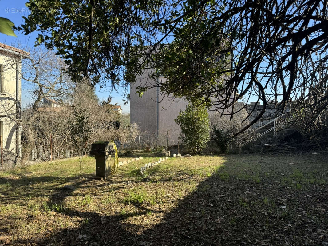 Appartement à AUBENAS