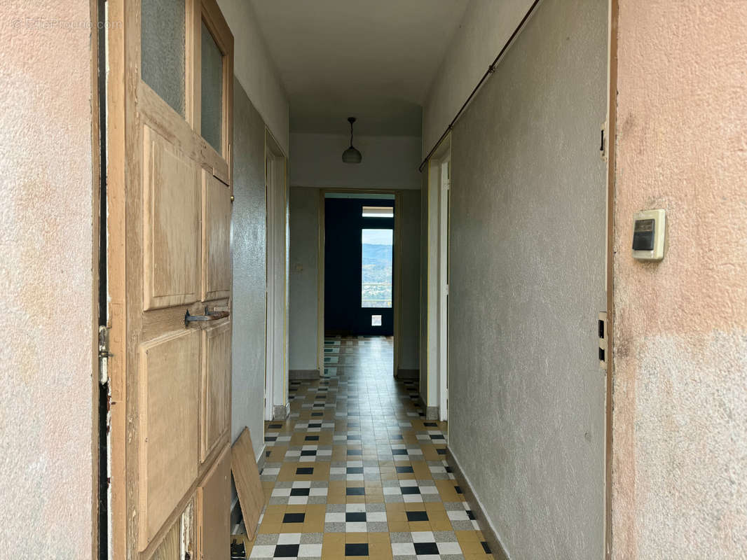 Appartement à AUBENAS