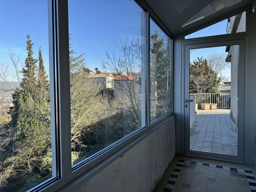 Appartement à AUBENAS