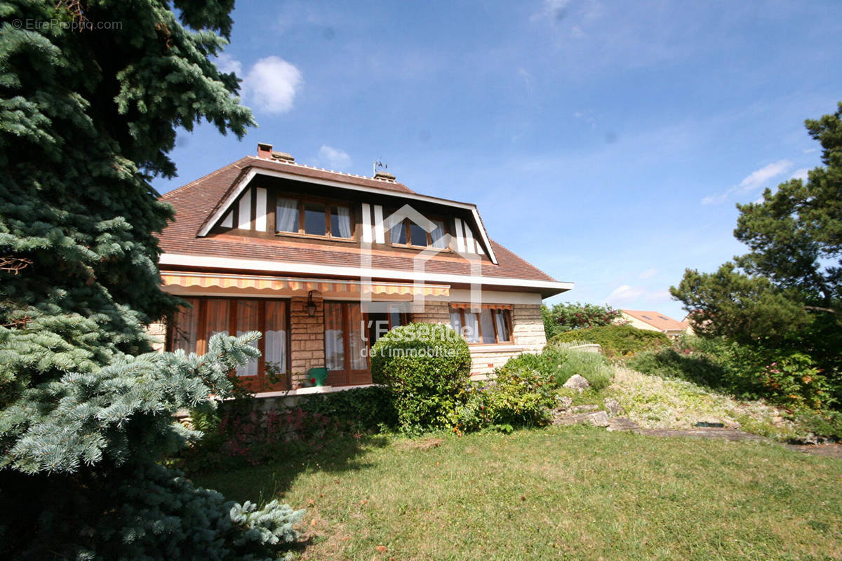 Maison à TRIEL-SUR-SEINE