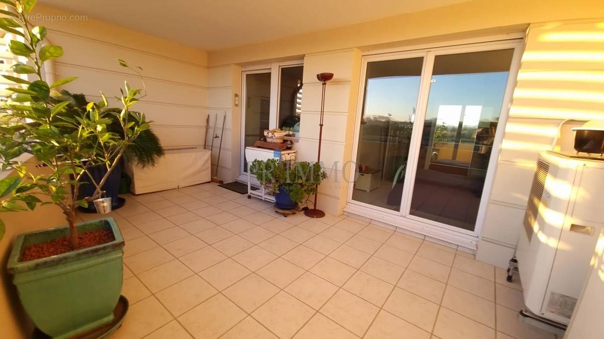 Appartement à FREJUS