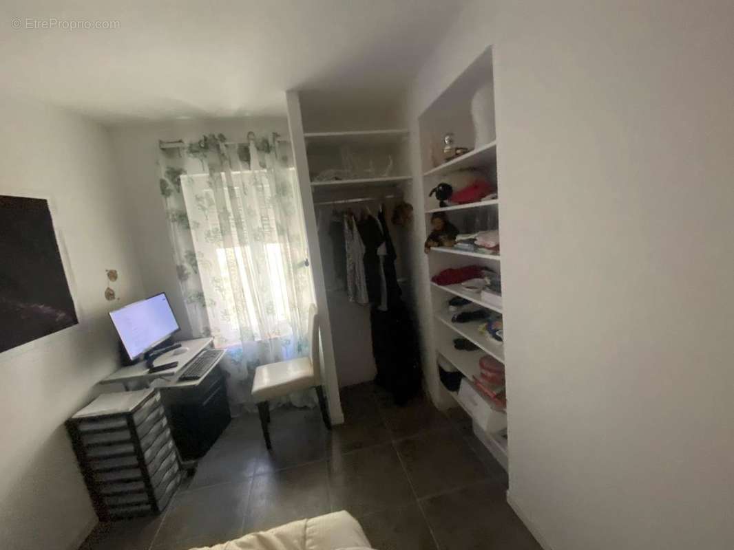   - Appartement à YDES