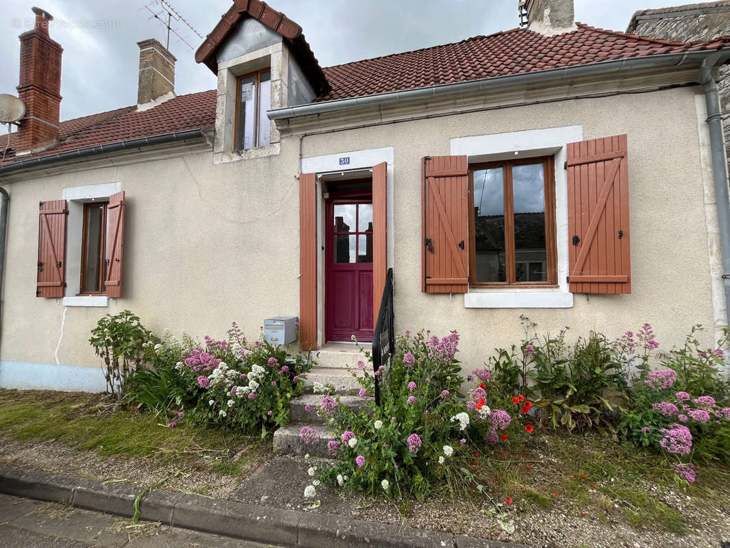 Maison à MAREUIL-SUR-ARNON