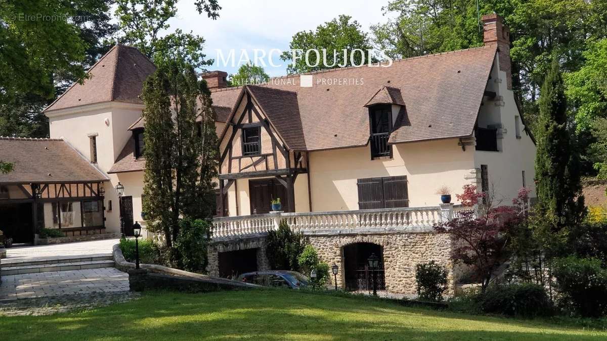 Maison à RAMBOUILLET