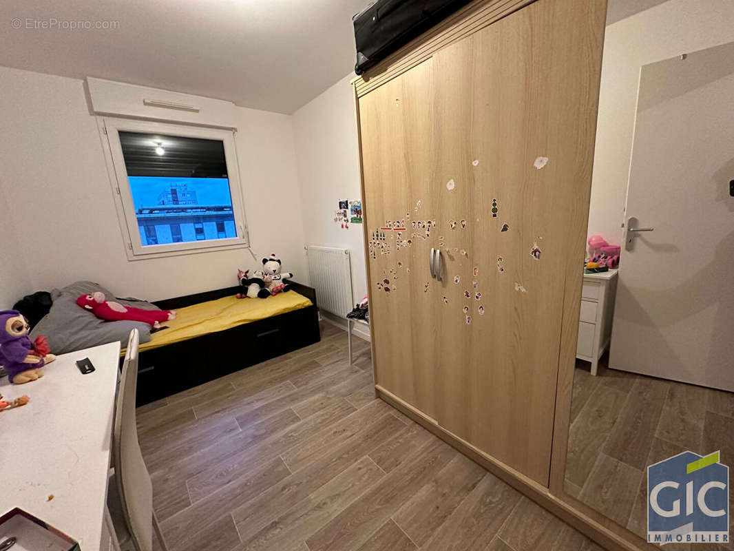 Appartement à HEROUVILLE-SAINT-CLAIR