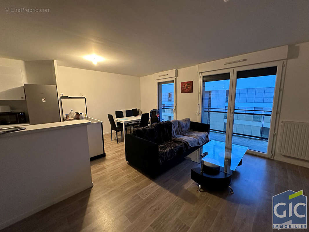 Appartement à HEROUVILLE-SAINT-CLAIR