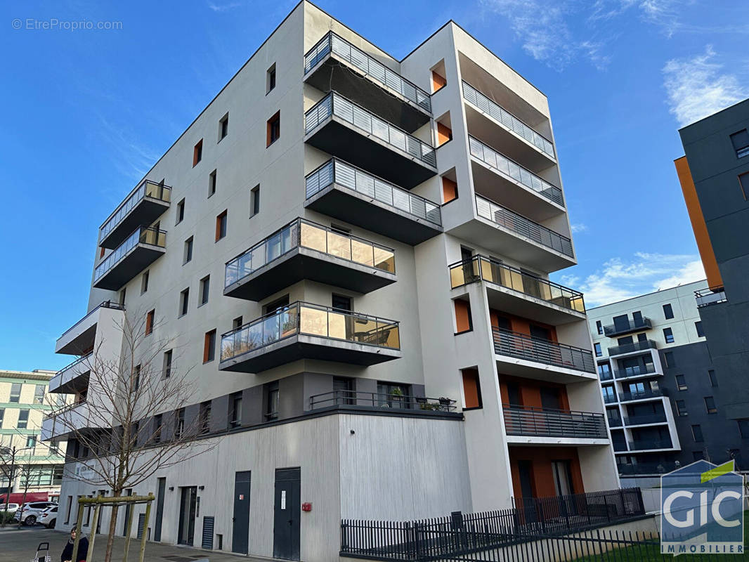 Appartement à HEROUVILLE-SAINT-CLAIR