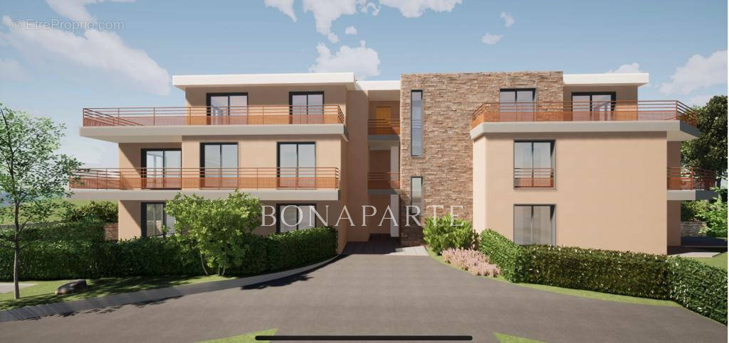 Appartement à SAINT-RAPHAEL