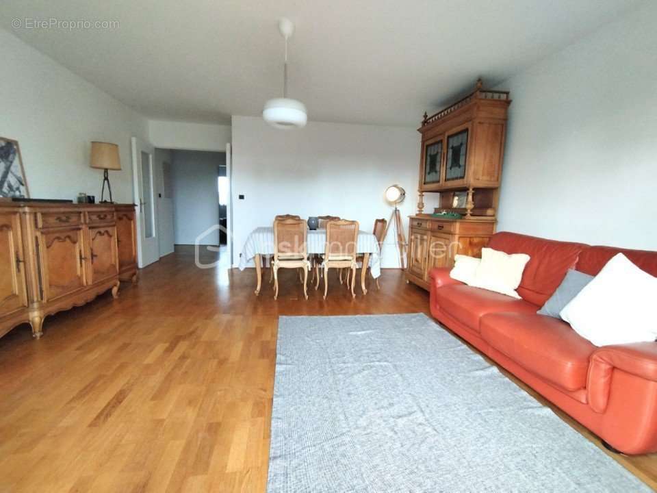 Appartement à AULNAY-SOUS-BOIS