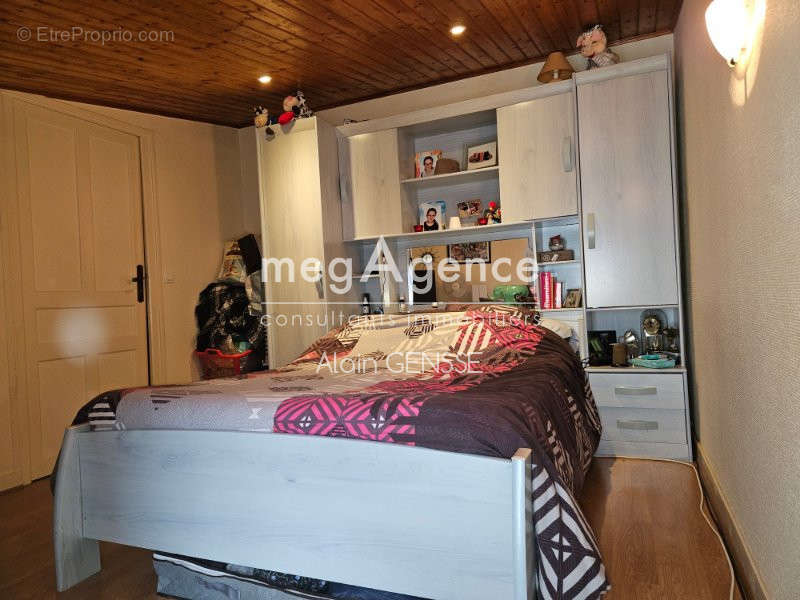 Appartement à SURGERES