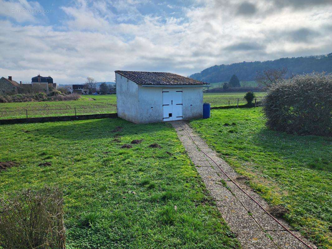 Maison à LEUGNY