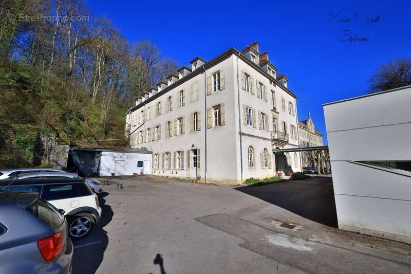 Appartement à LONS-LE-SAUNIER