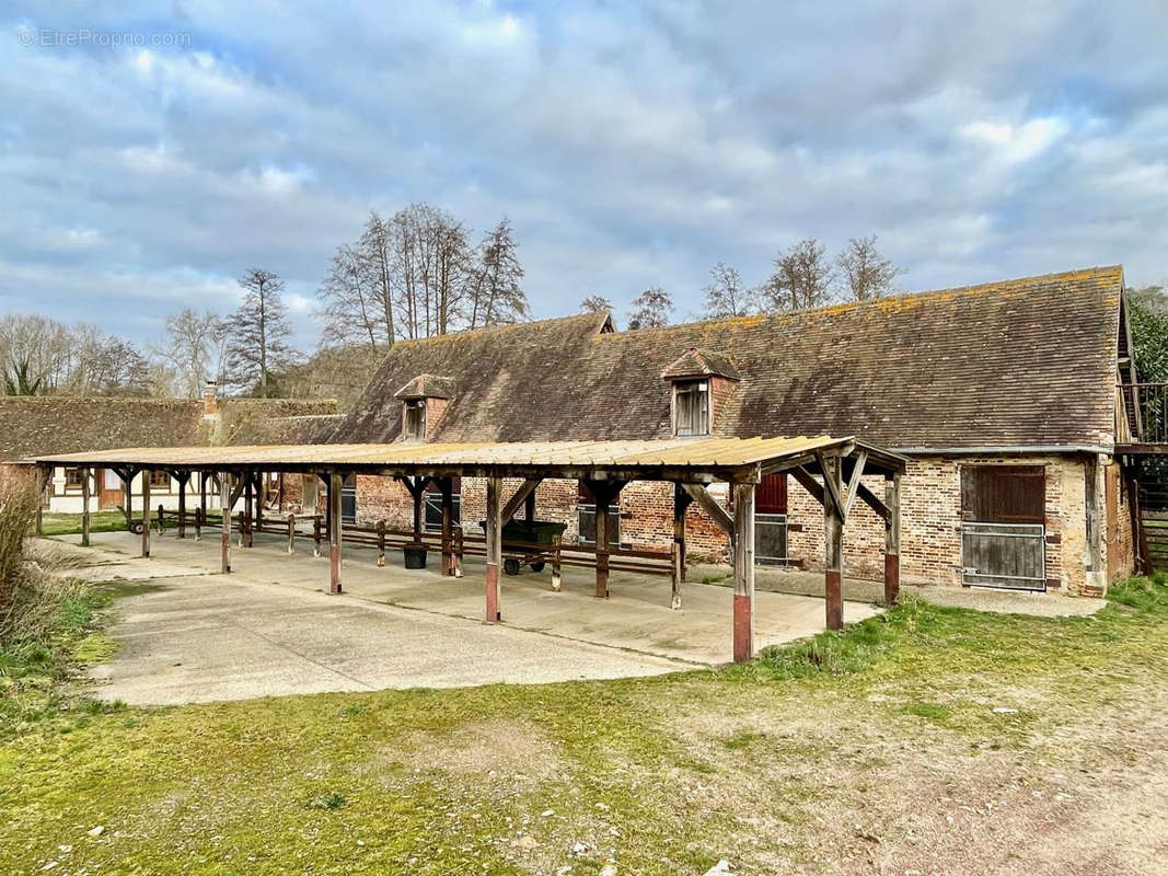 Maison à LE FRESNE