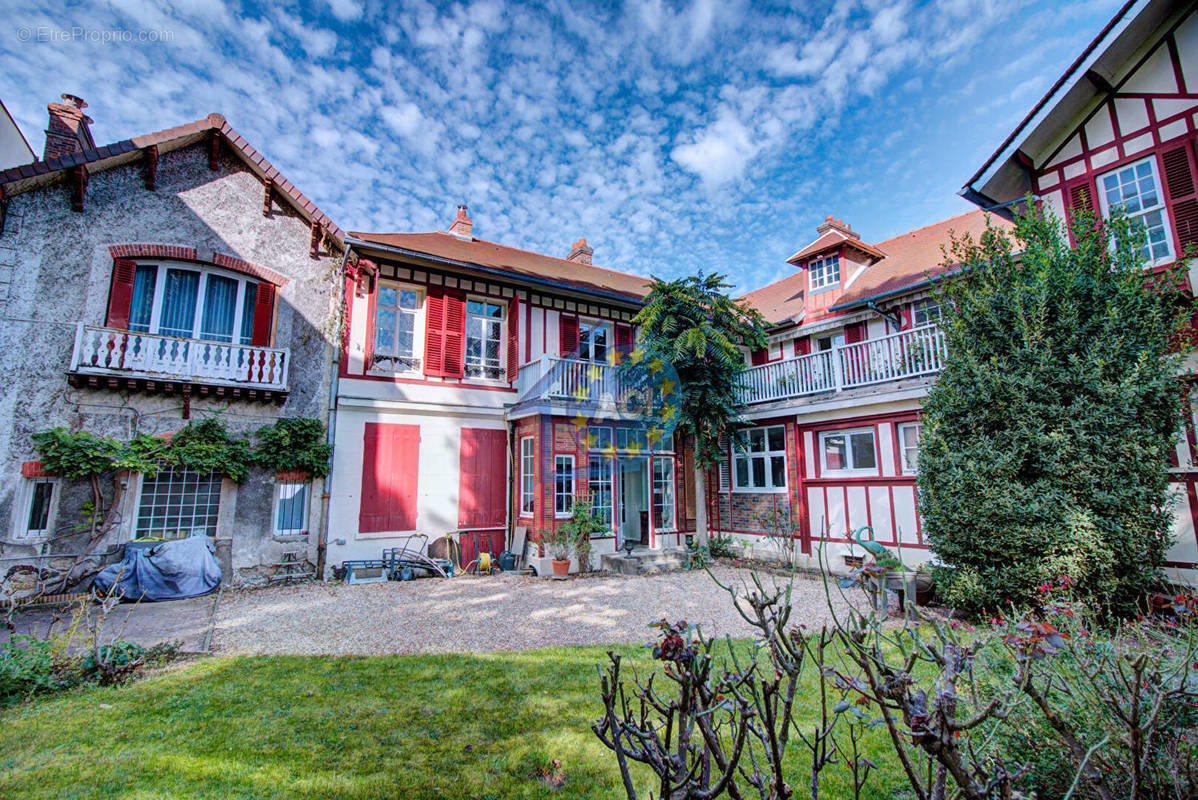 Appartement à MANTES-LA-JOLIE