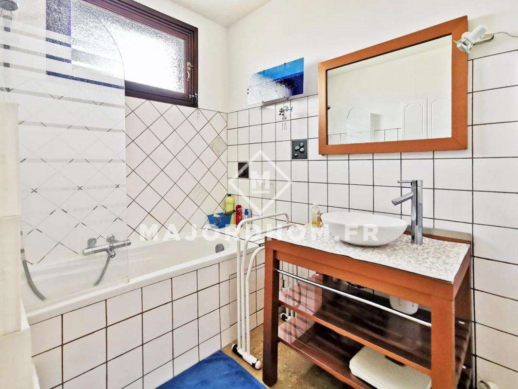 Appartement à MARSEILLE-13E