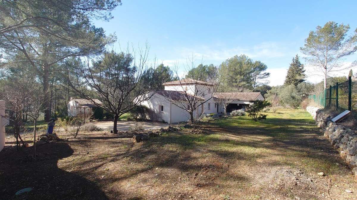 Maison à DRAGUIGNAN