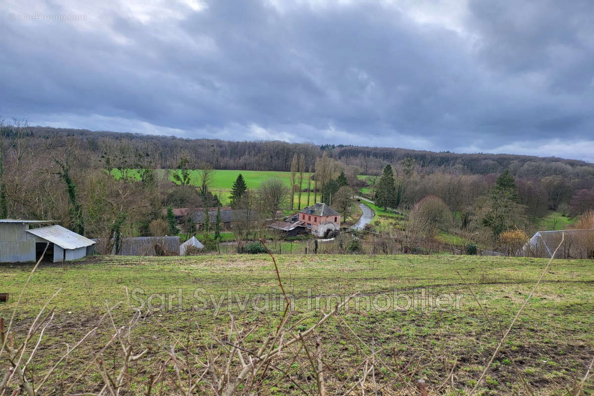 Terrain à FONTENAY-TORCY