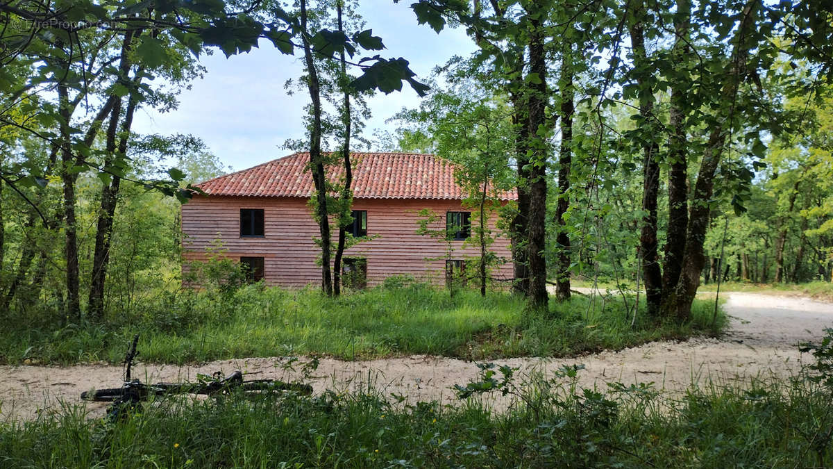 Maison à MASQUIERES