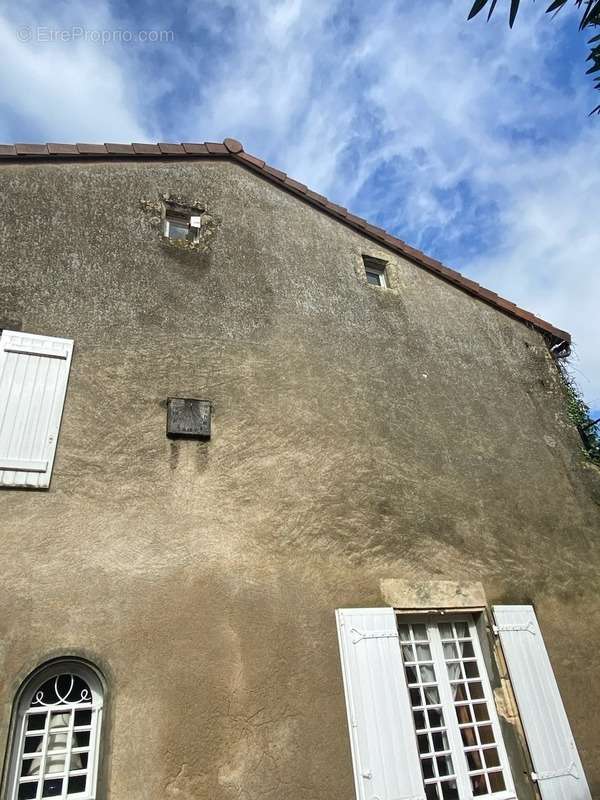 Maison à BONNEUIL-MATOURS