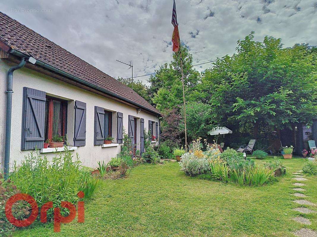 Maison à MENNETOU-SUR-CHER