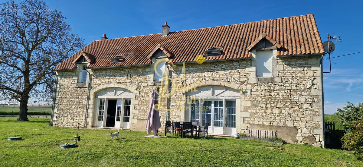 Maison à CHINON