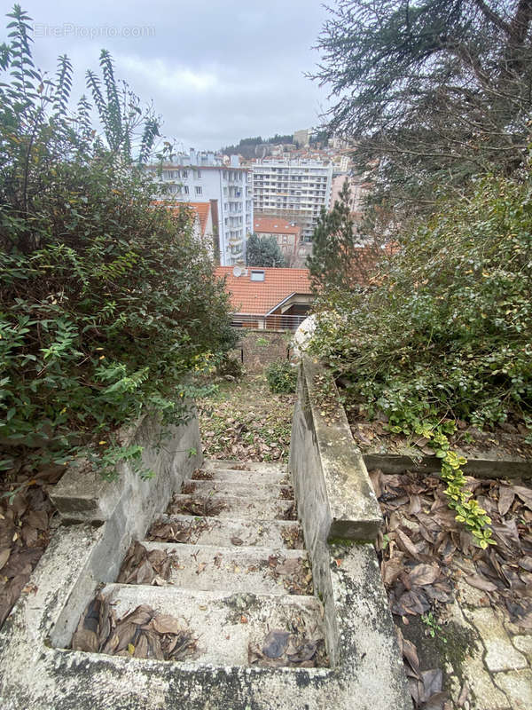 Maison à SAINT-ETIENNE