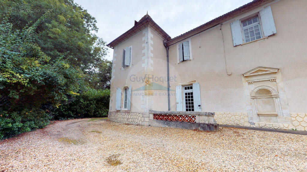 Maison à SAINT-ANDRE-DE-CUBZAC