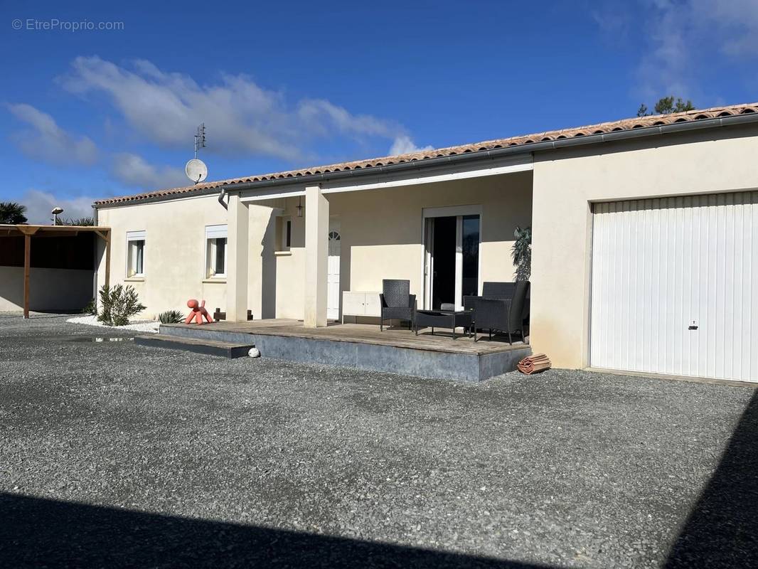 Maison à SAINT-SULPICE-DE-ROYAN