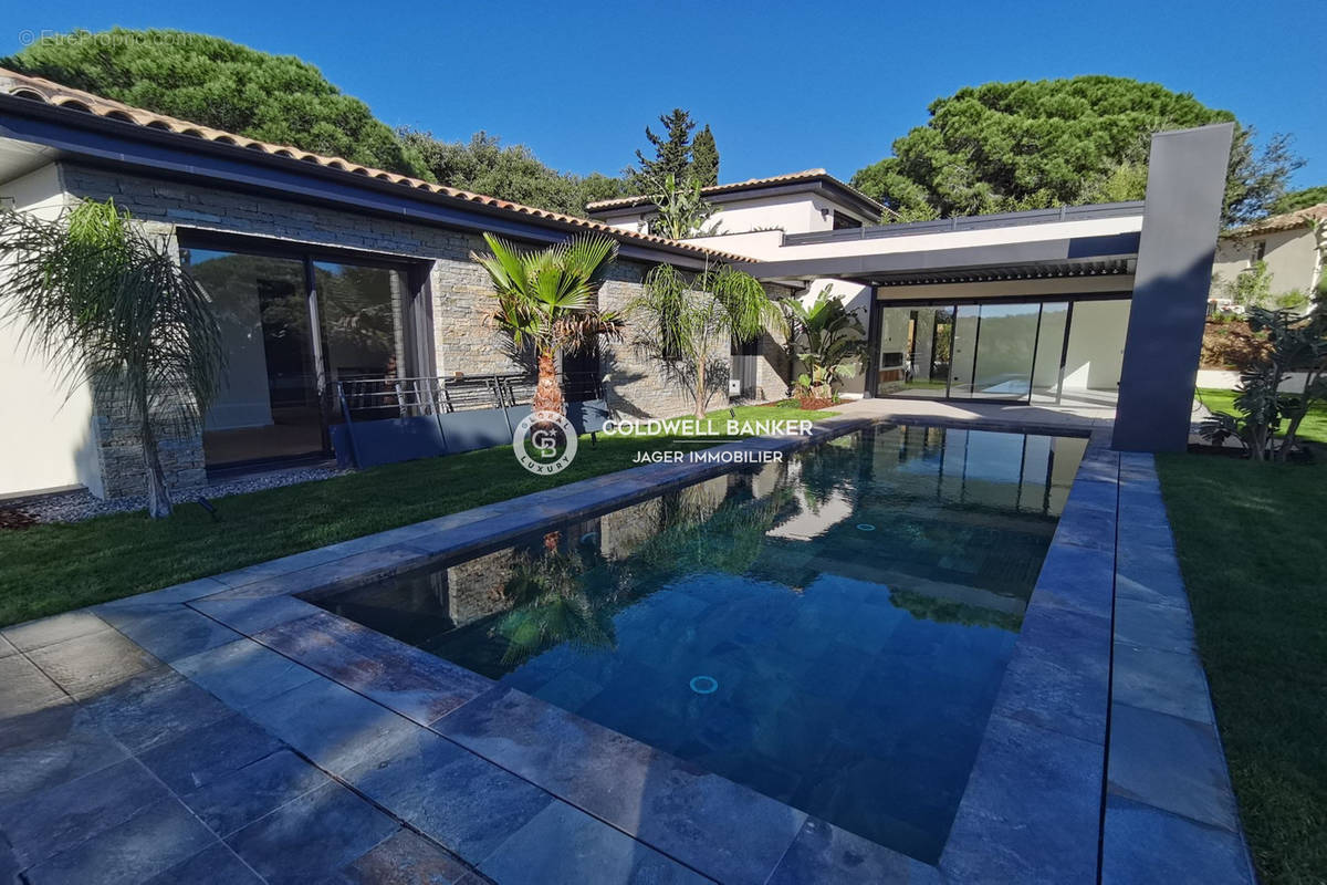 Maison à SAINTE-MAXIME